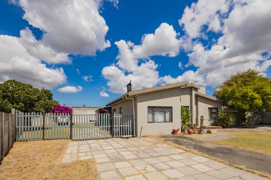 3 Bedroom Property for Sale in Morgenster Western Cape